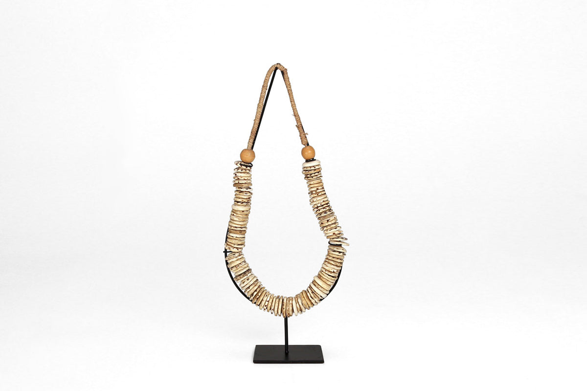 Papuan-Necklace_18f8537b-9ab9-