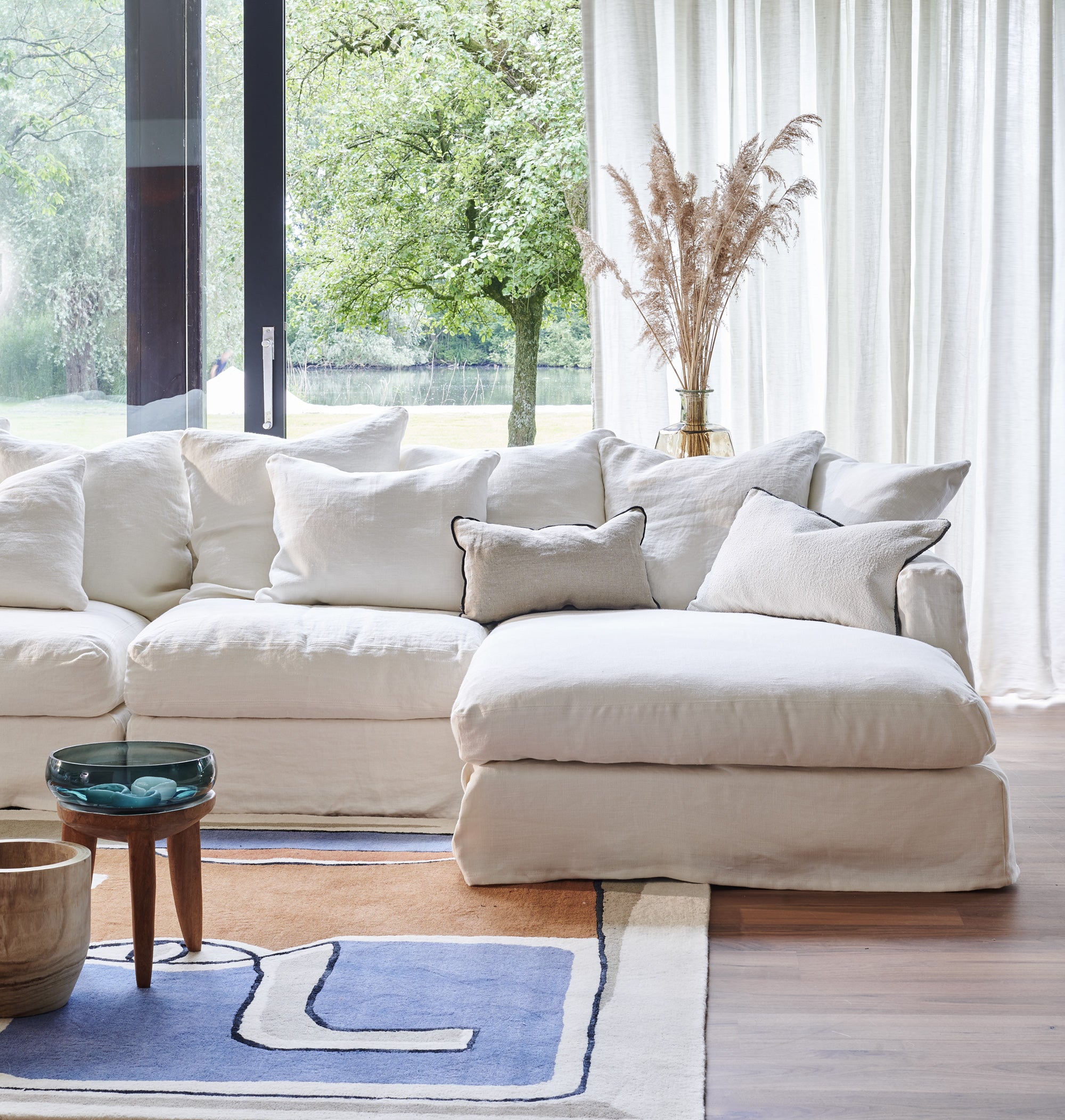 Saint Tropez French Linen Sofa – Walker Zabriskie Furniture